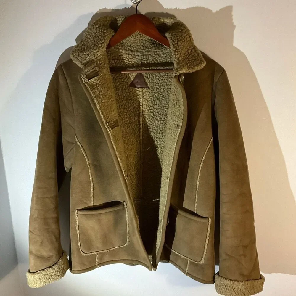 Fjall Sherpa Jacket, Small. Brown Pockets. Faux Suede, Shearling. Thick and warm